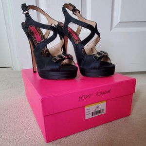 Size7 Betsey Johnson Blk Satin Eloise Dress Sandal
